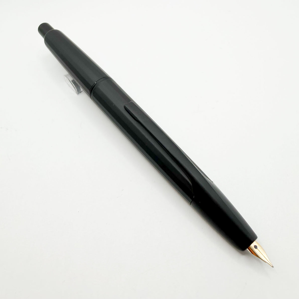 Pilot Namiki Black Matte Vanishing Point Fountain Pen - 1990s Style Multi-Facetted  Body  - Fine 14kt Gold  Nib
