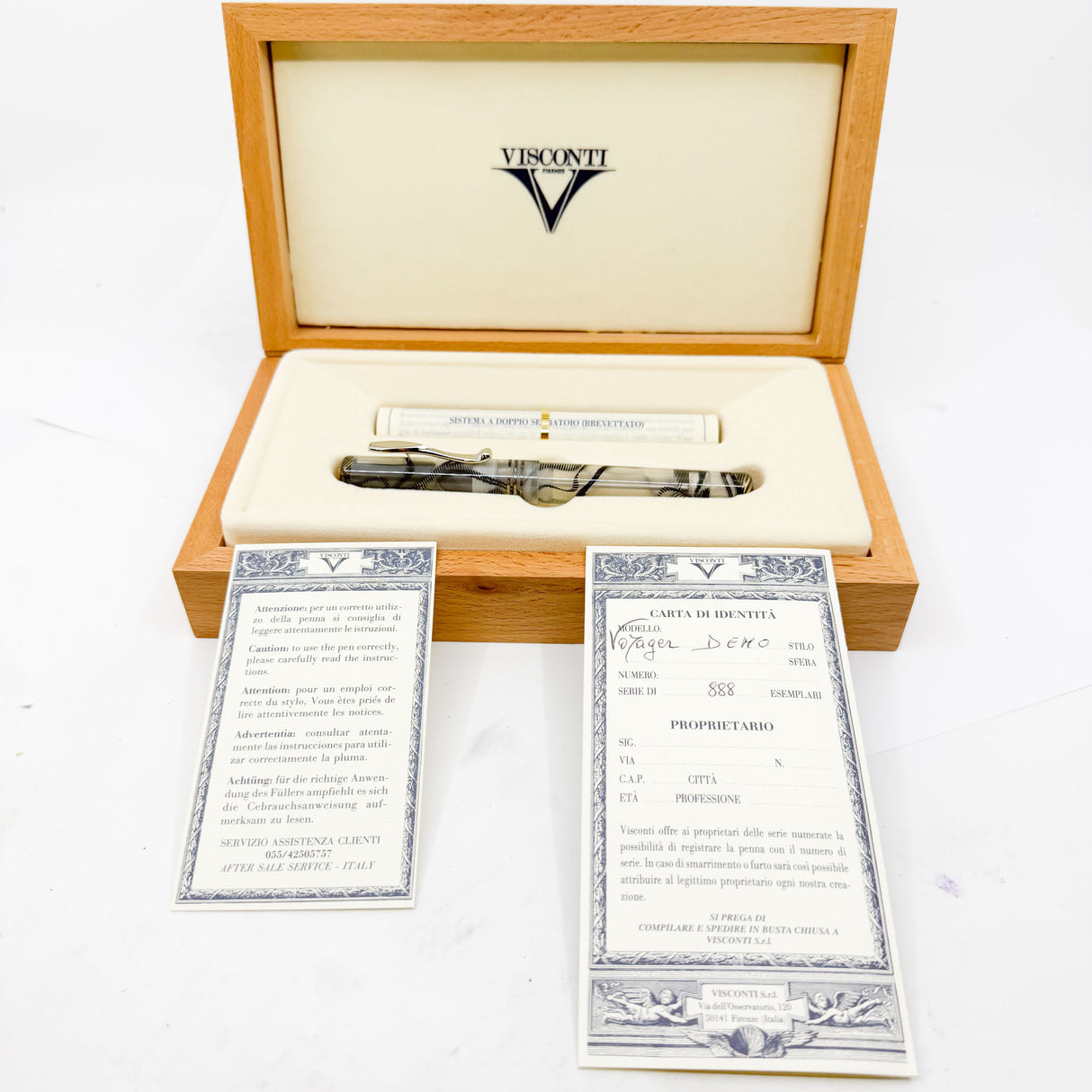 Visconti Voyager  Demonstrator Limited Edition Fountain Pen -  Fine 18kt Gold  Nib