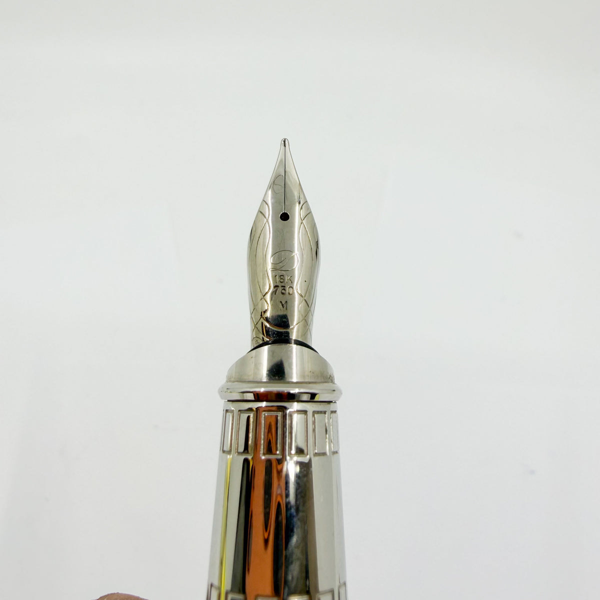 S.T. DuPont Statue of Liberty Limited Edition Fountain Pen - Medium 18kt Gold Nib