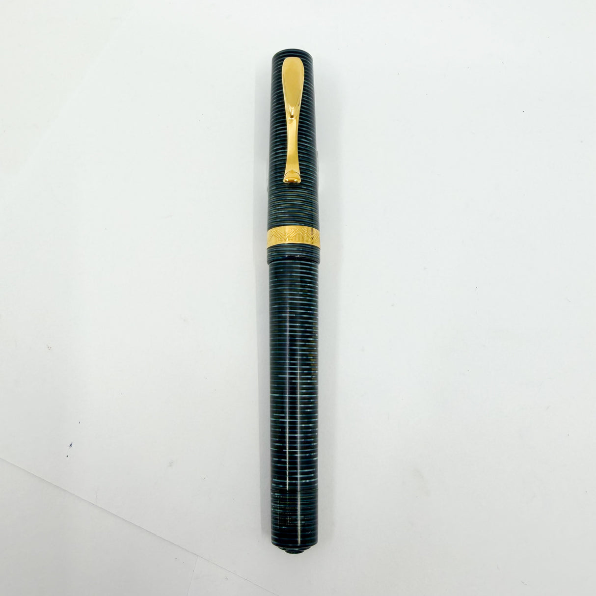 Visconti Manhattan Blue Celluloid Fountain Pen  - Fine 18kt Gold Nib