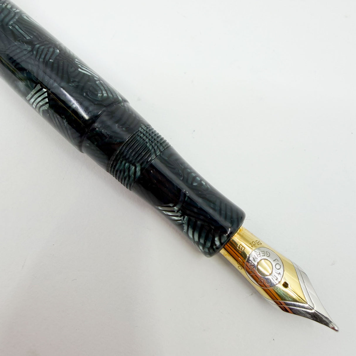 Rotring (German for "Red Ring")  Tintenkuli "1928" Celluloid Limited Edition Fountain Pen Celebrating 70 Years of Rotring Pen Production - Medium 18kt Gold Nib + an Interchangeable Stylographic Tubular Point