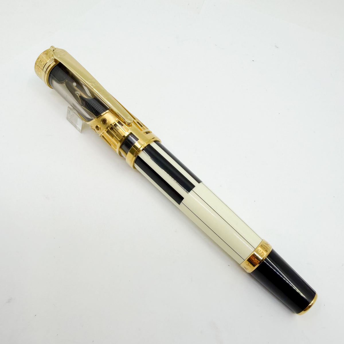 Montblanc Henry E, Steinway 888  Special Edition Patron Of The Arts Limited Edition Fountain Pen - Medium 18kt Gold Nib