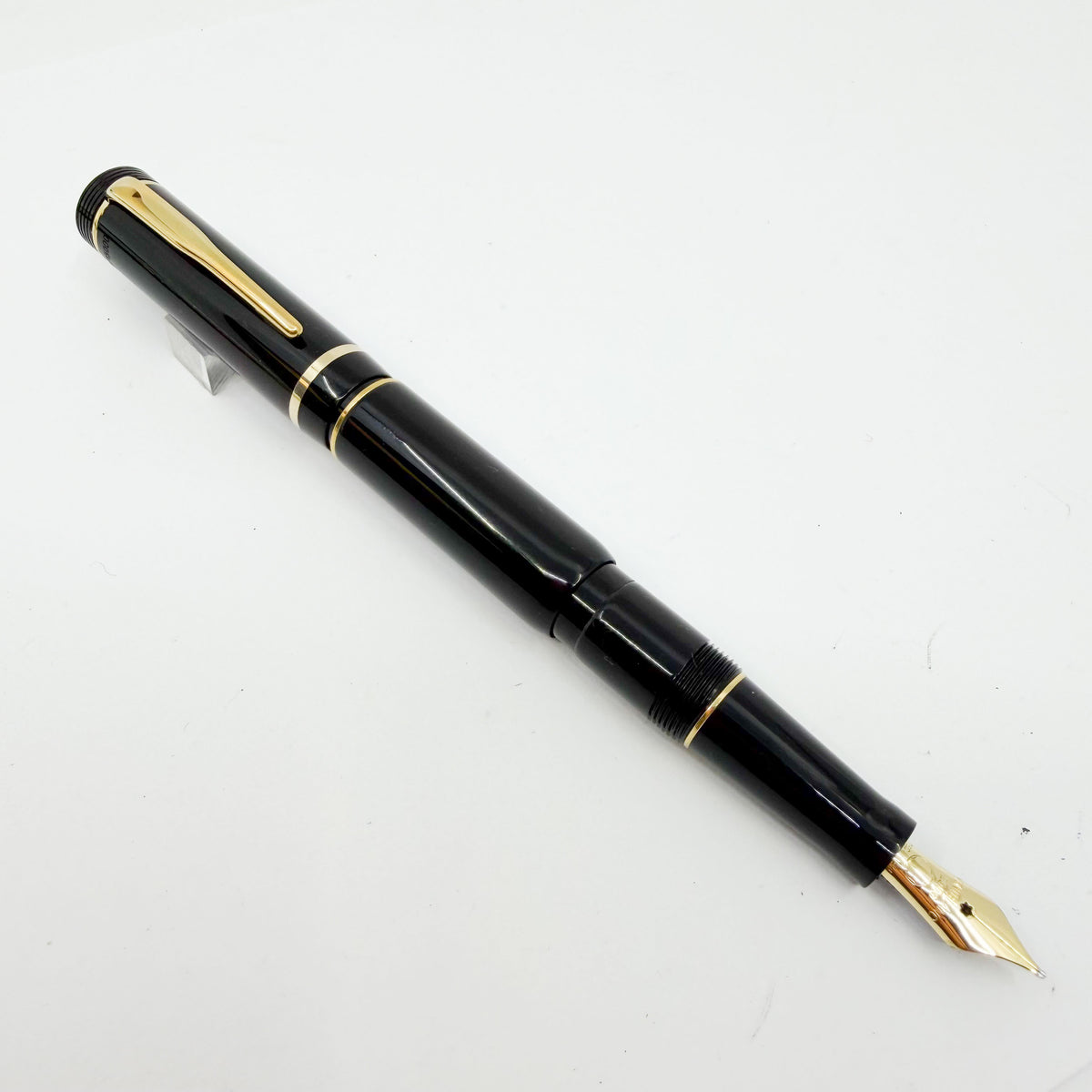 Montblanc Historical Limited Edition Fountain Pen Celebrating its 100th Anniversary - Fine 18kt Gold Retractable Nib