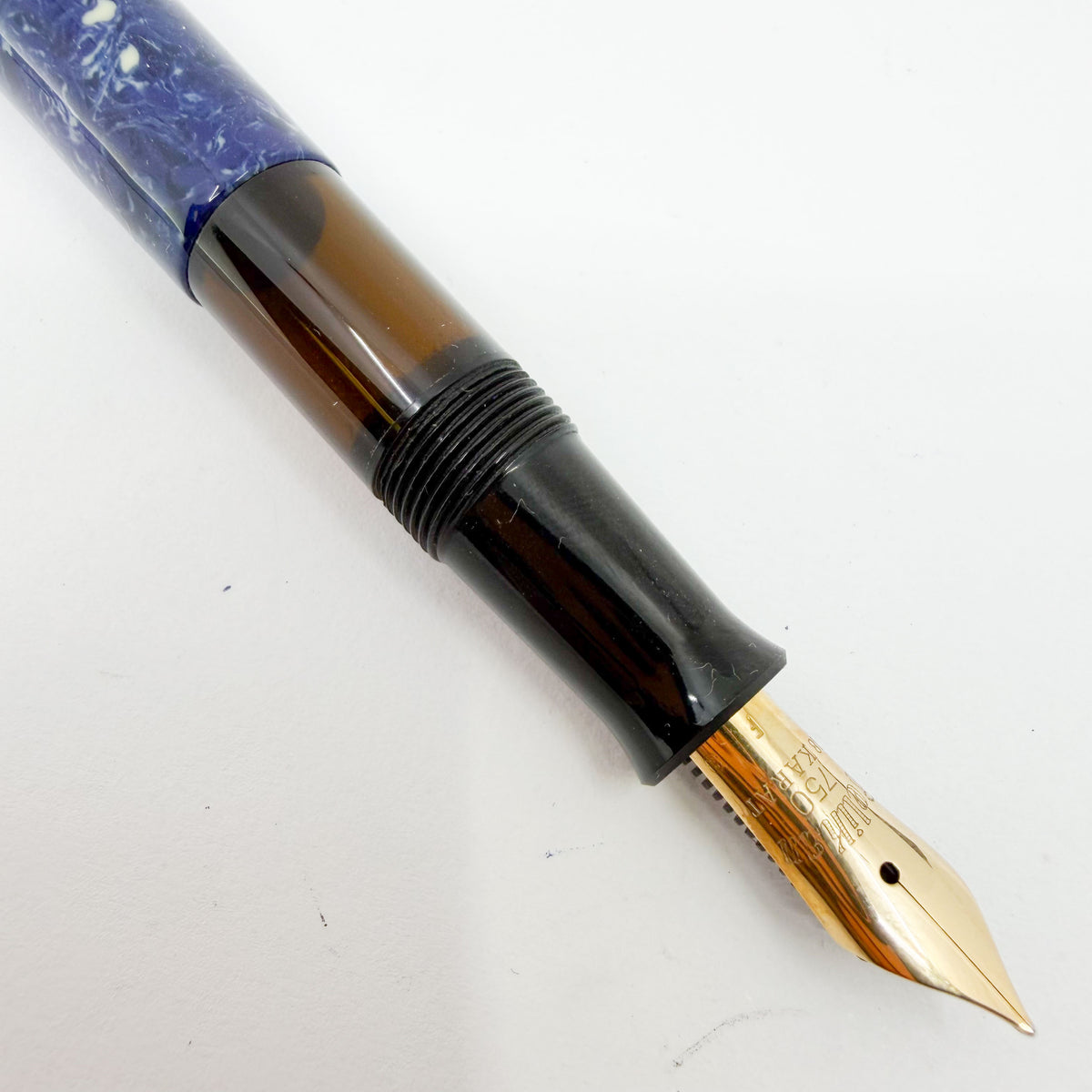 Pelikan Lapis Blue Celluloid  (1935 Originals of their Time) Limited Edition Fountain Pen - Fine 18kt Gold Nib