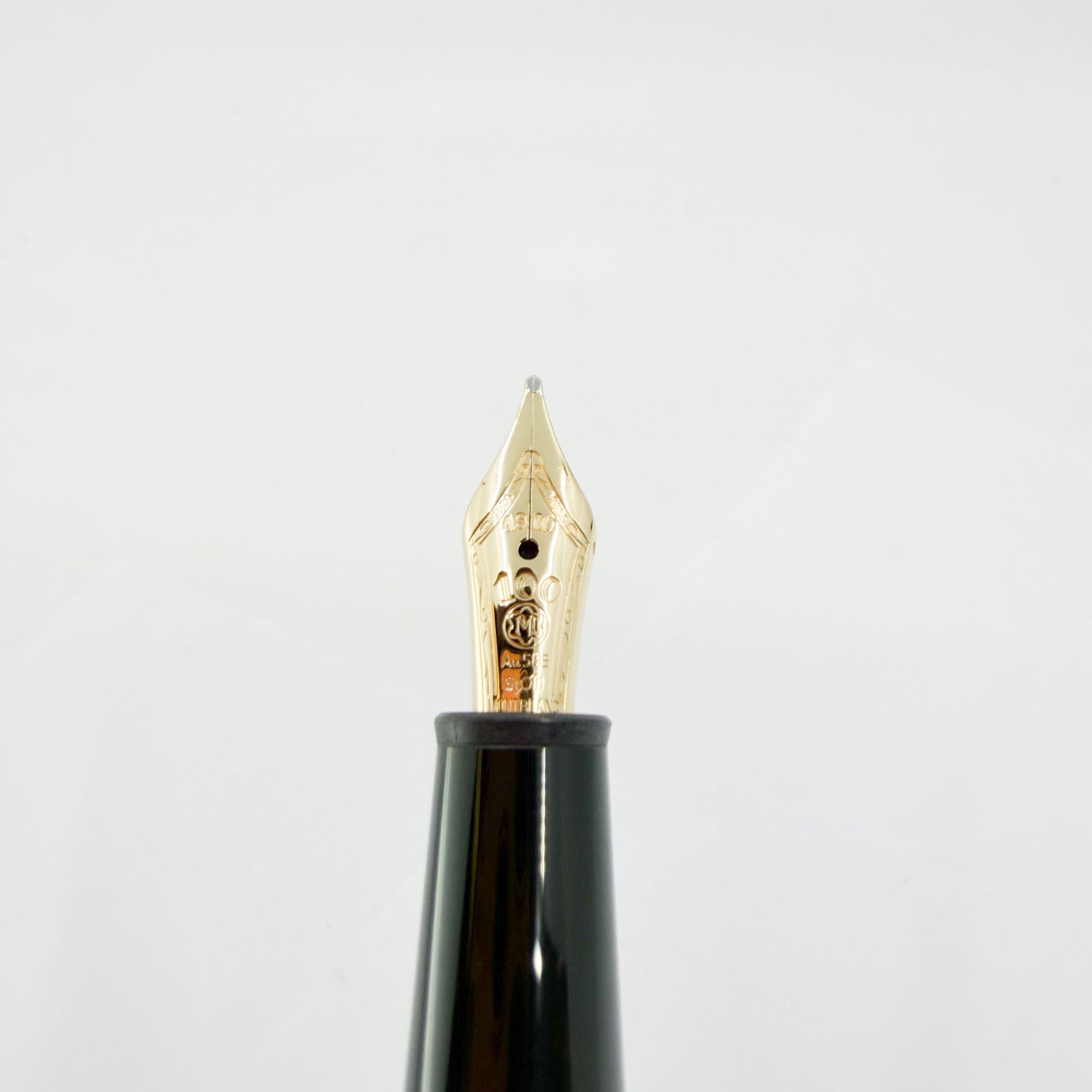 Montblanc Meisterstuck Fountain Pen - 145 The Origin Green -  Celebrating the 100th Anniversary of the Meisterstuck - Medium 14kt Gold Nib