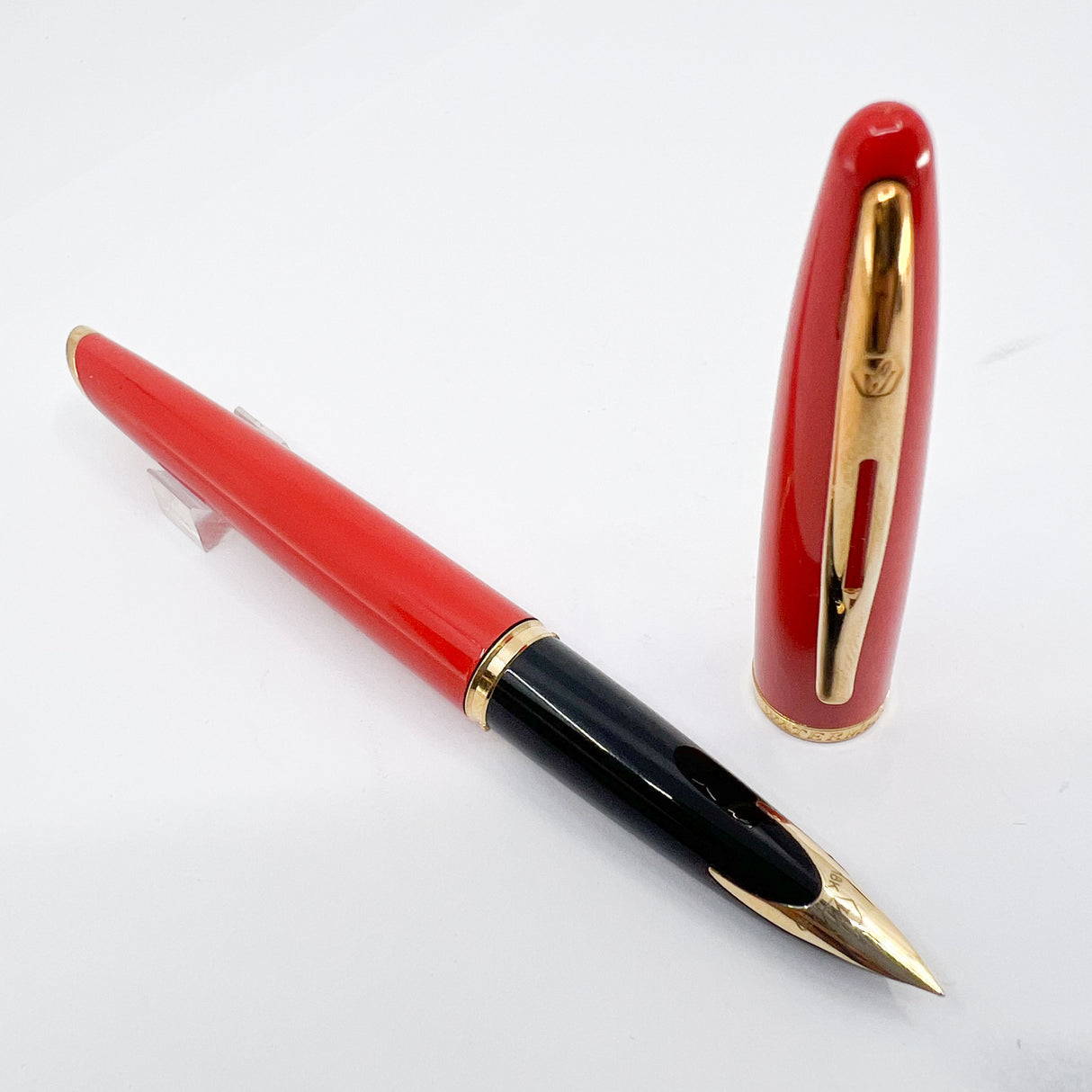 Waterman Carene  Orange Coral Lacquer Fountain Pen - Fine 18kt Gold Nib