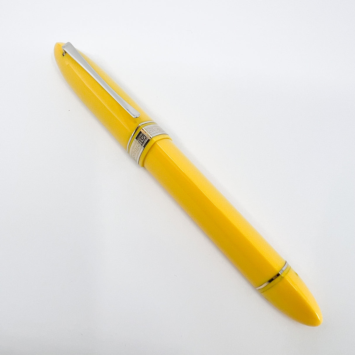 OMAS Yellow 360 Triangulated Fountain Pen - Semi-Flex Medium 18kt Gold Nib