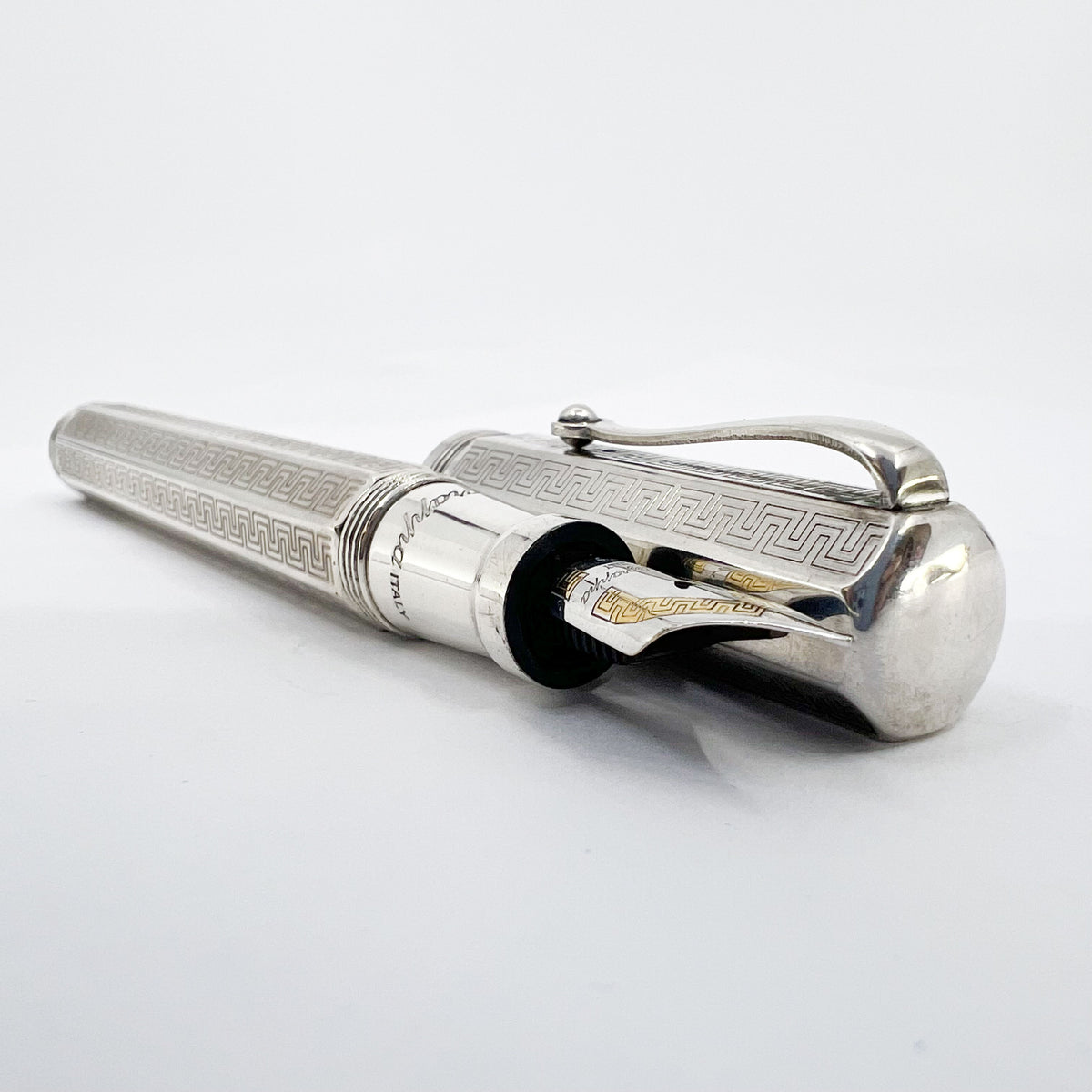 Montegrappa Sterling Silver Reminiscence  Fountain Pen -  Fine 18kt Gold Nib