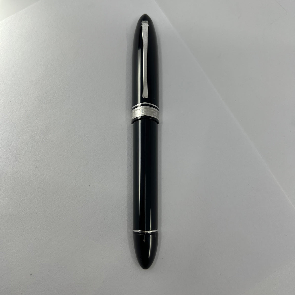 OMAS Blue/Black #360 Triangulated Fountain Pen - Medium 18kt Gold Nib