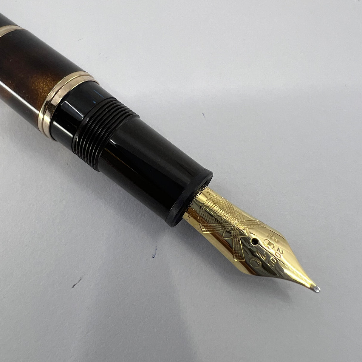 Montblanc Cervantes (Don Quixote) Writer's Limited Edition Fountain Pen - Medium 18kt Gold  Nib