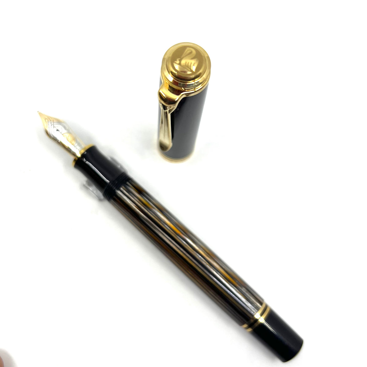 Pelikan M800 Souveran Brown Tortoise Fountain  Pen - Very Sought After!