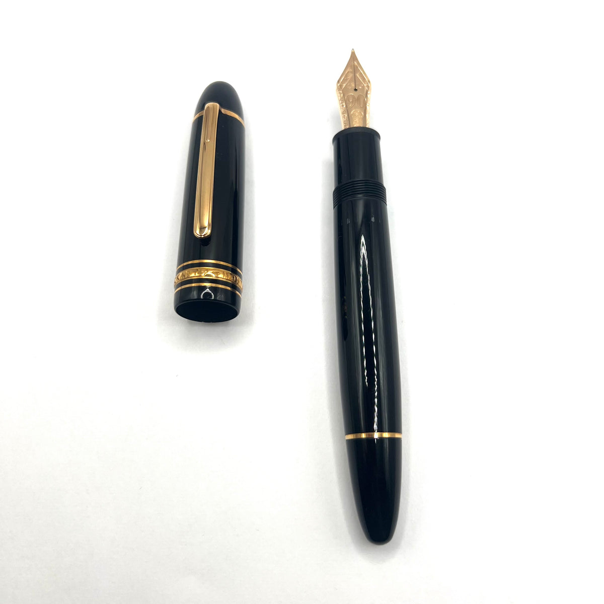 Montblanc Meisterstuck #149  90th Anniversary Fountain Pen-  Fine 18kt Gold Nib
