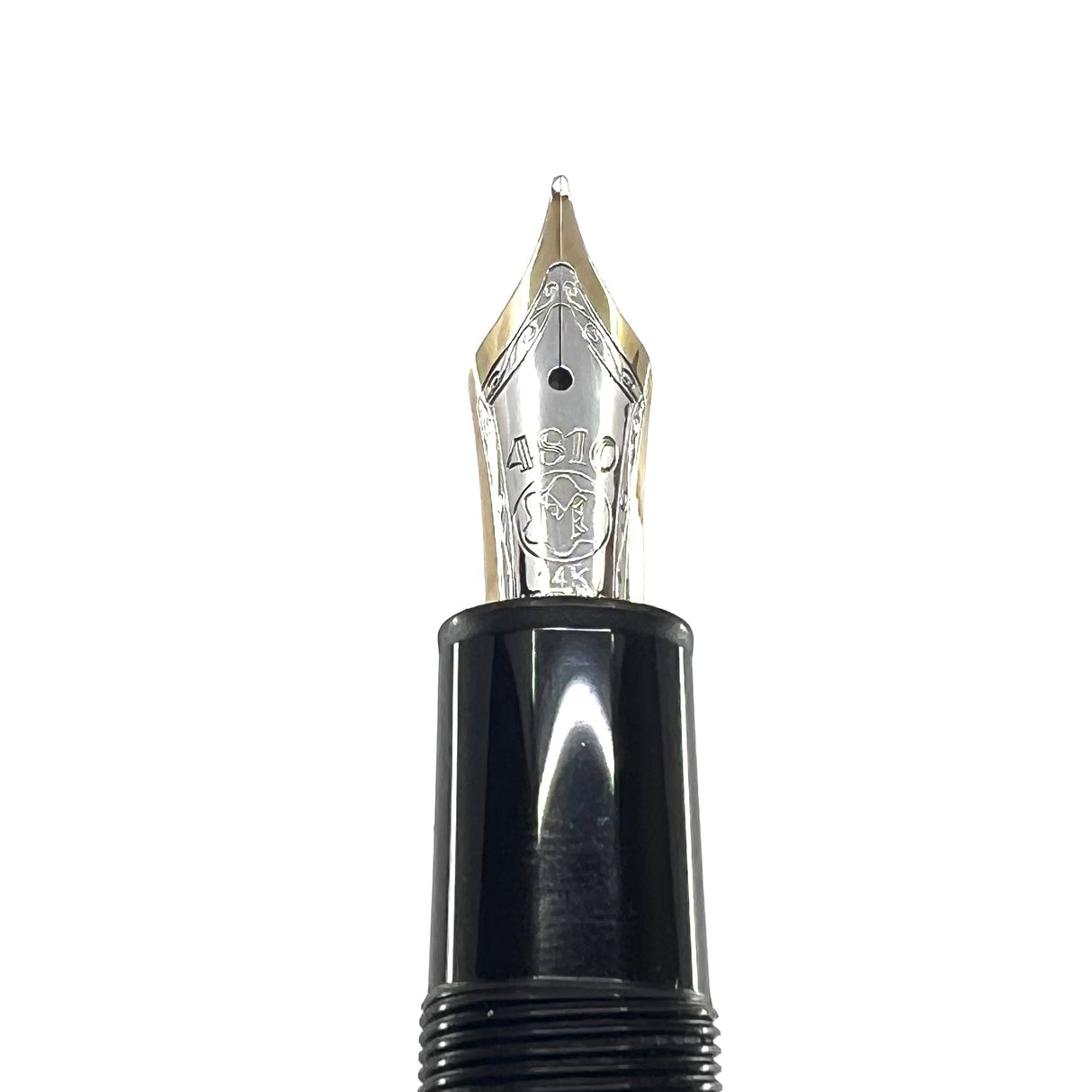 Montblanc Meisterstuck Black Resin 146 LeGrand Fountain Pen  - Fine 14kt  Gold Nib