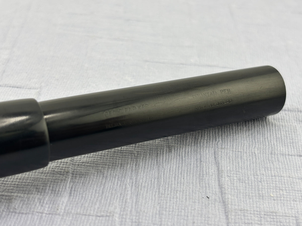 PARKER Black Giant Fountain Pen - RARE!