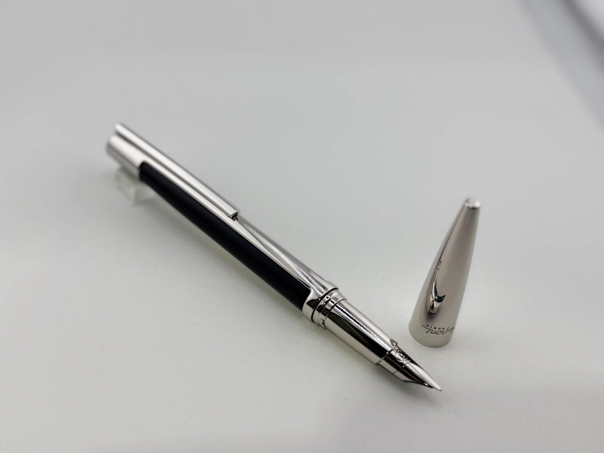 St Dupont Defi Black and Chrome Edition - Fountain Pen
