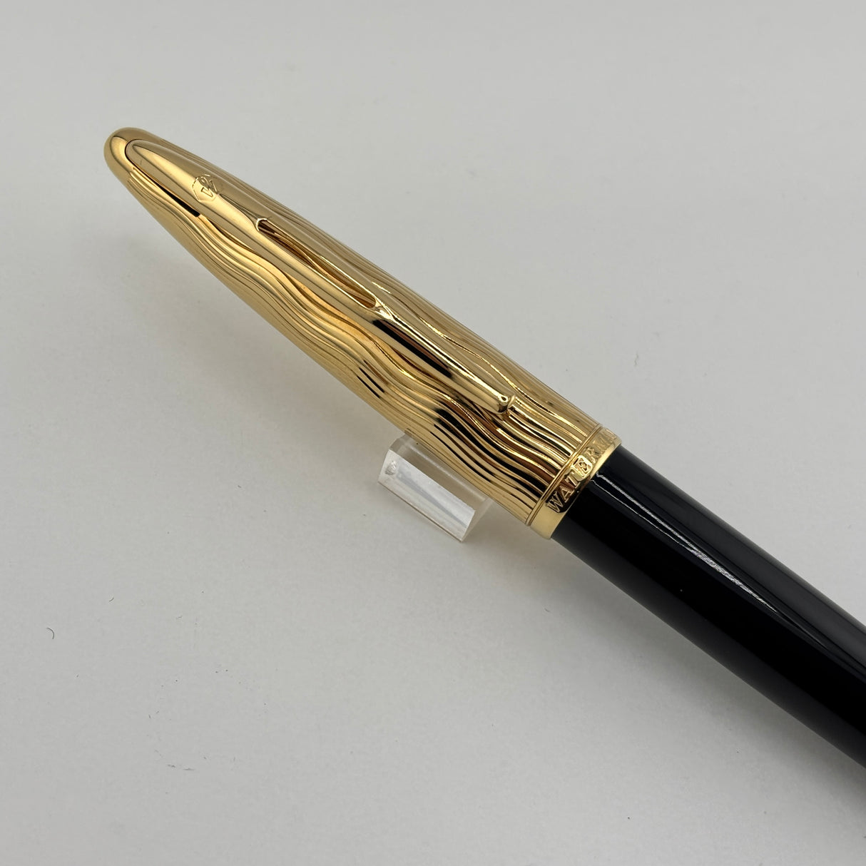 Waterman Carene Deluxe Black Barrel/Gold-Plated Wave Design Cap Fountain  Pen  - Fine 18 Kt Gold Nib