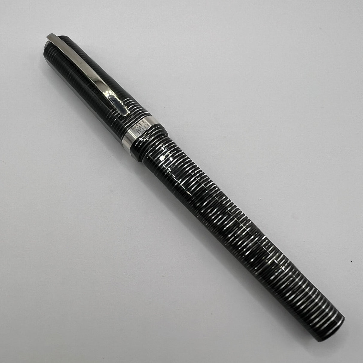 Visconti Wall Street Glittering Silver Celluloid Fountain Pen  - Fine 14kt Gold Nib