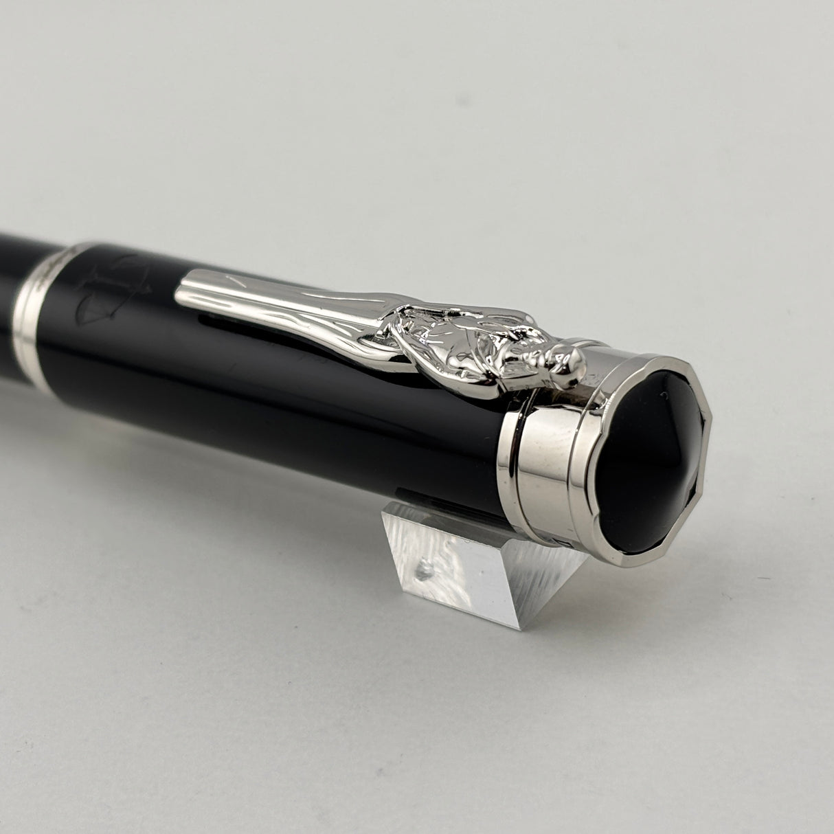 Montegrappa Ducale "Iustitia" Lady Justice Black Resin Fountain Pen - Medium Stainless Steel Nib