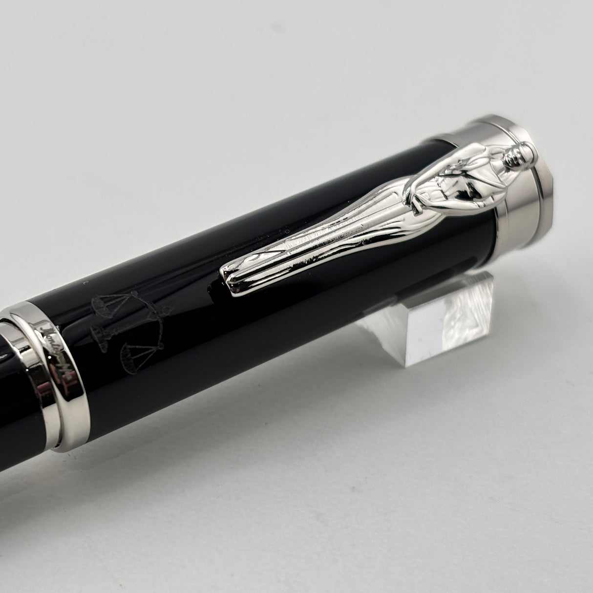 Montegrappa Ducale "Iustitia" Lady Justice Black Resin Fountain Pen - Medium Stainless Steel Nib