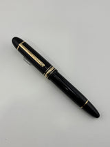Montblanc Meisterstuck Black Resin #149 (Largest) Fountain Pen - Medium 14kt Gold Nib