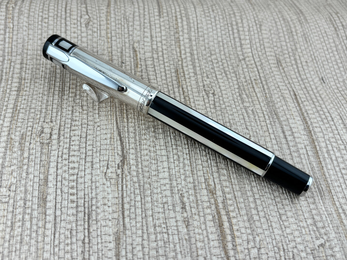 Ferrari di Varese Settelaghi Italy sterling silver cap 925  mother of pearl barrel - Fountain Pen