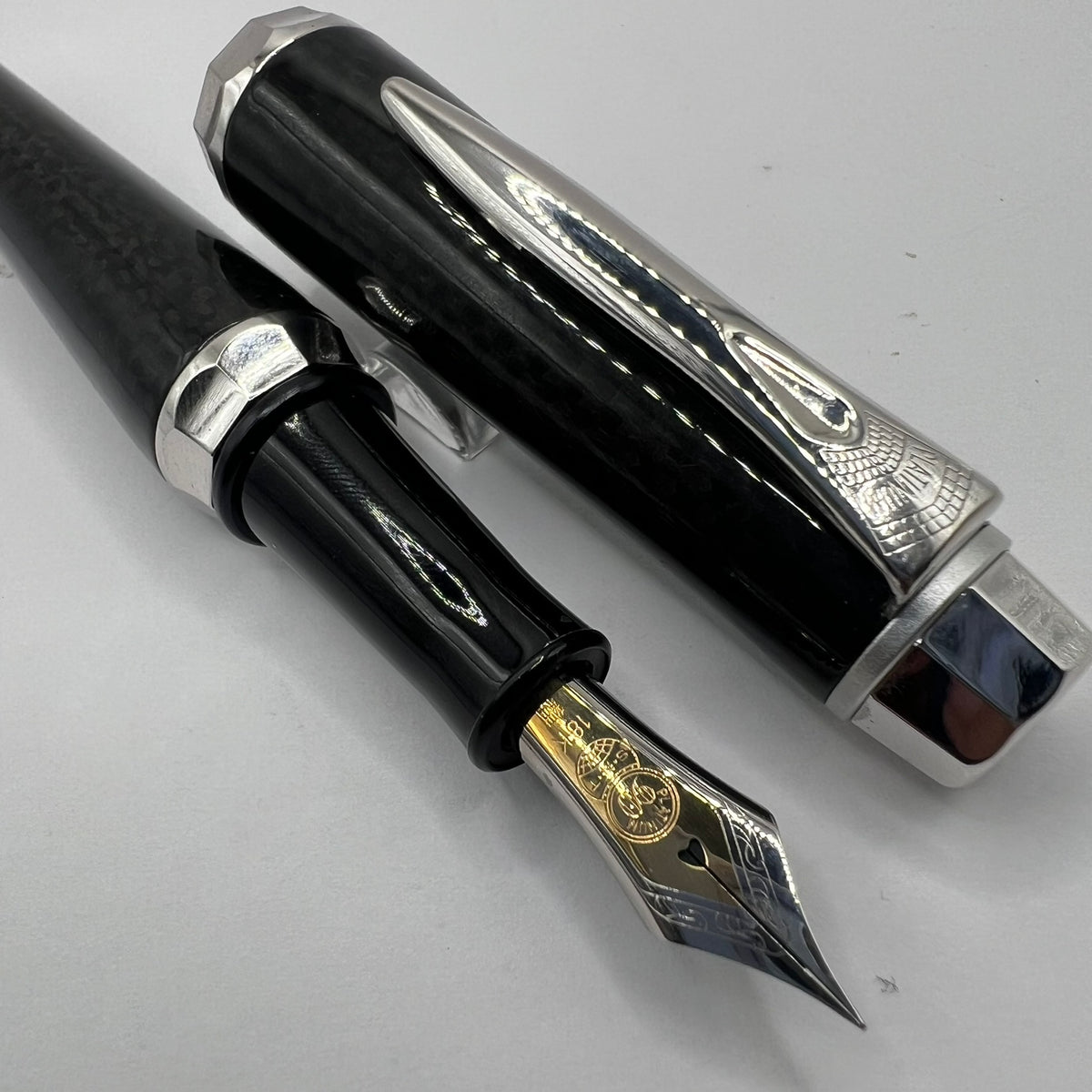 Platinum 90th Anniversary Carbon Fiber 25G Limited Edition Fountain Pen  - Fine 18kt Gold Nib