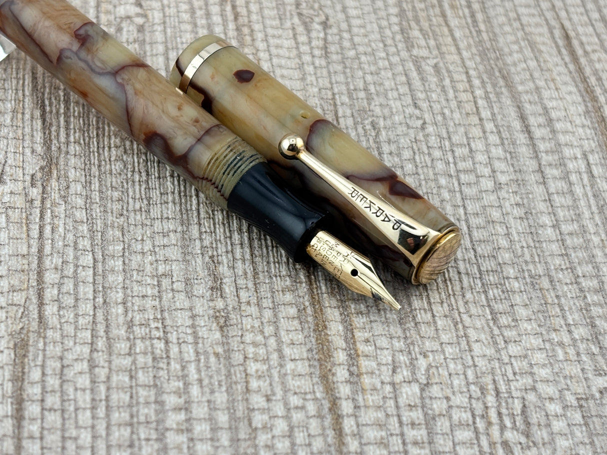 Parker Thrift Time ("Depression") Canada 1939 Ivory with red veins   - Fountain Pen
