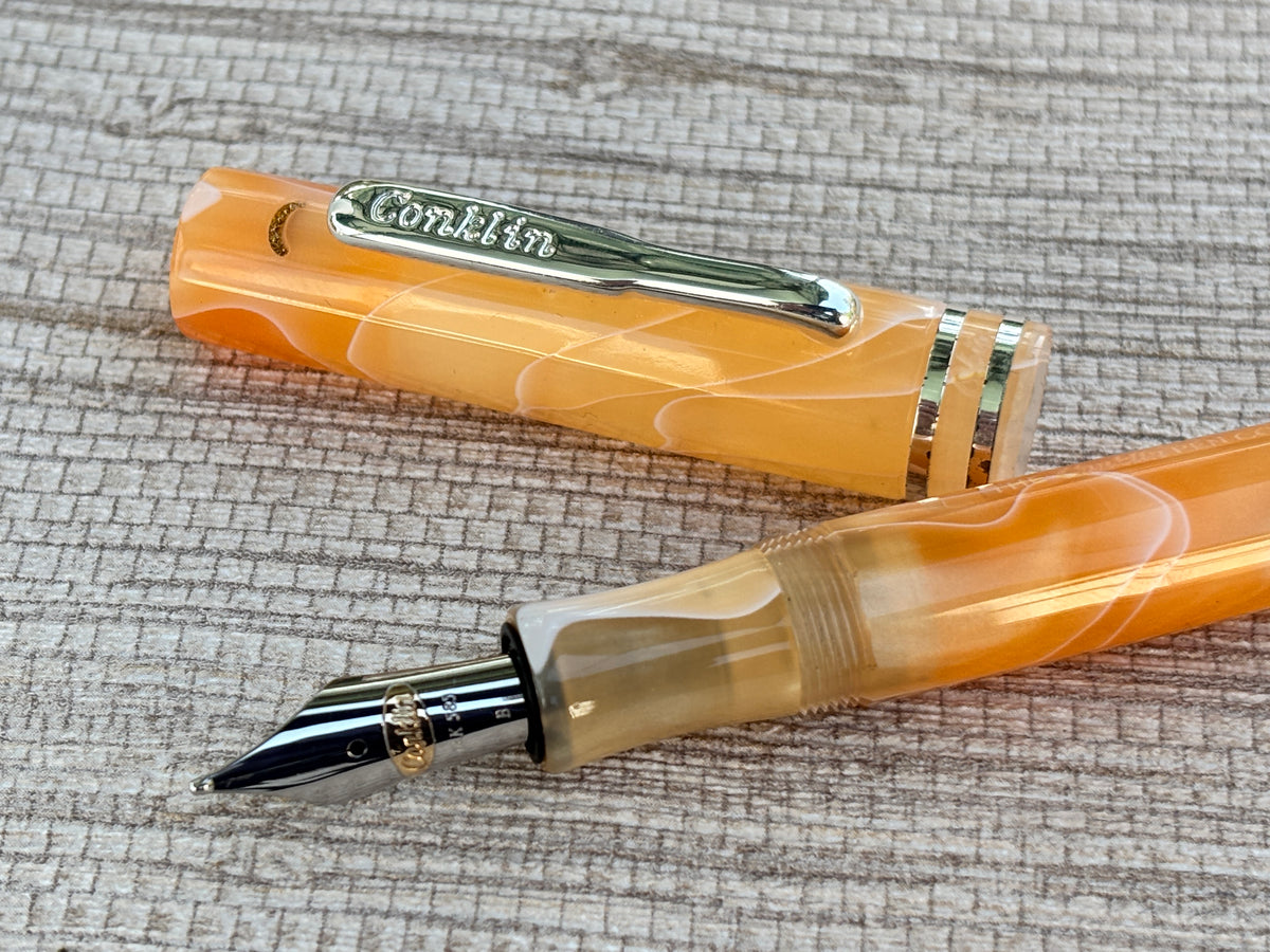 Conklin Ohio Peach and Cream Gold Nib 14k 585 Broad - Fountain Pen