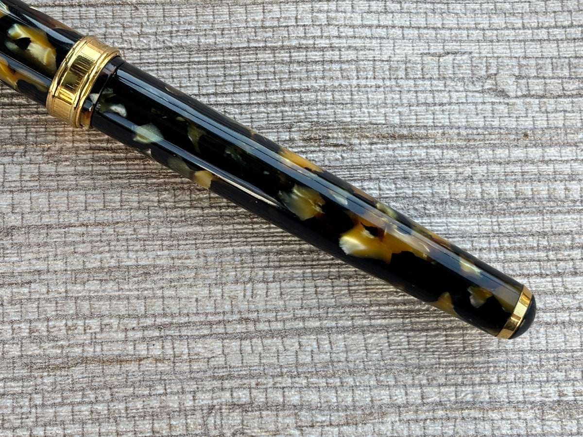 Levenger Black and Pearl Gold Trim - Fountain Pen