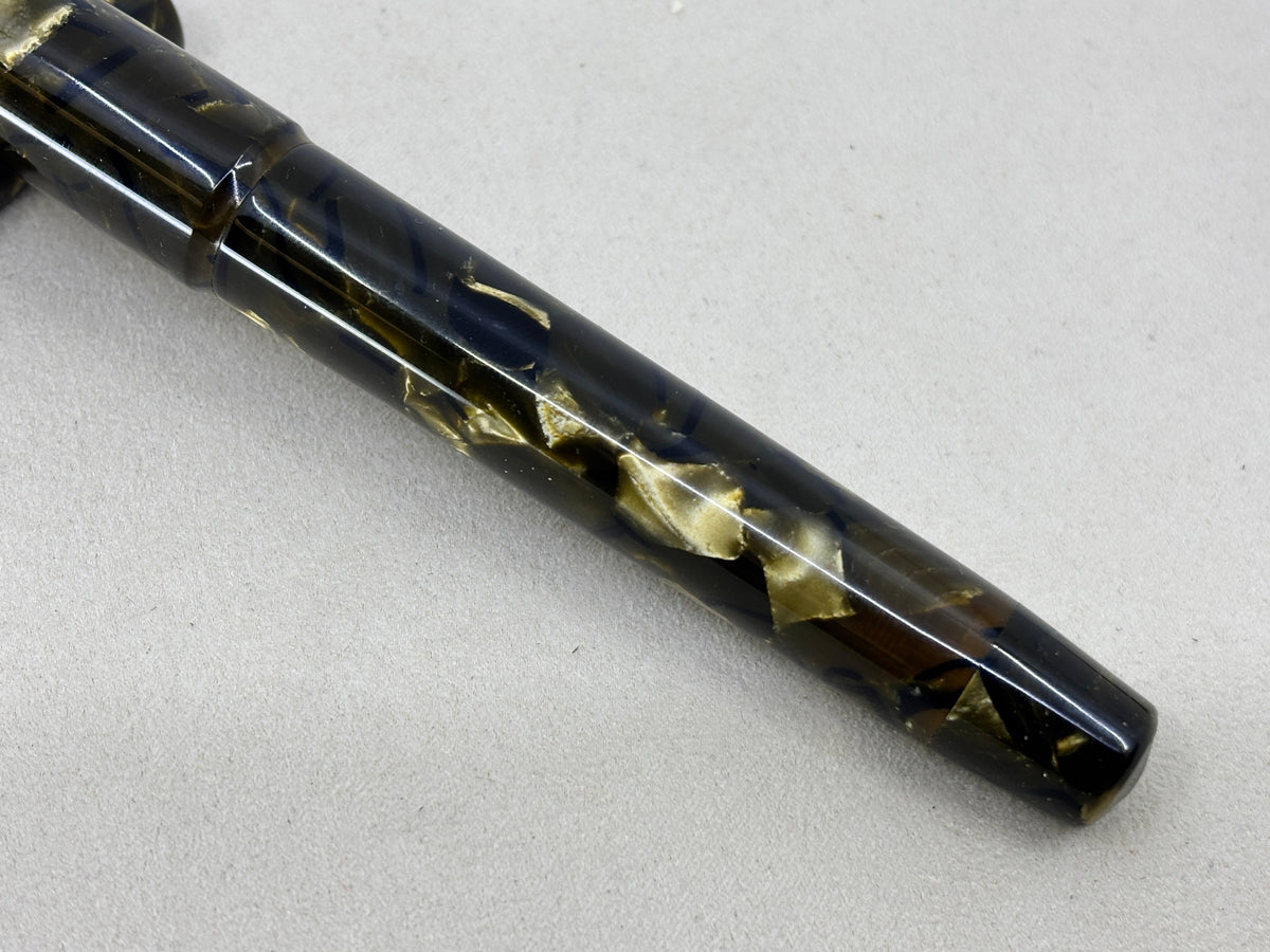 ASC Armando Simoni Club Bologna Minimalist Green Saft Celluloid Limited Edition Fountain Pen - Magic Flex Medium #8 14Kt Gold Nib