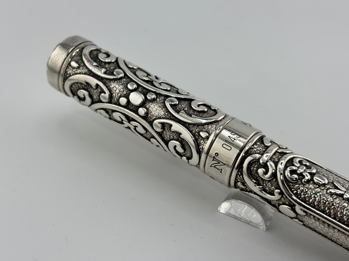Aurora Benvenuto Cellini Sterling Silver Limited Edition Fountain Pen - Medium 18kt Gold Nib