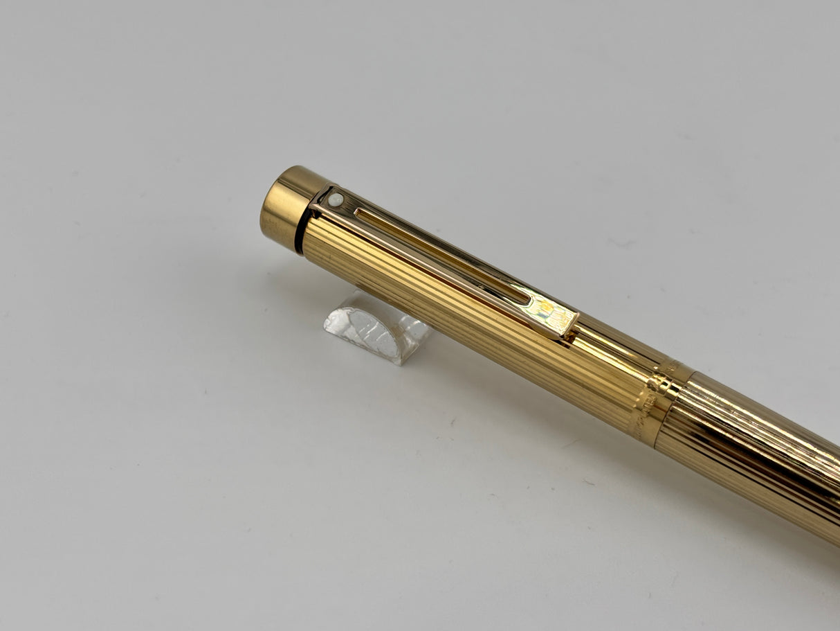 Sheaffer Full-Size Targa Gold-Plated Fluted Fountain Pen - Medium 14kt Gold Nib