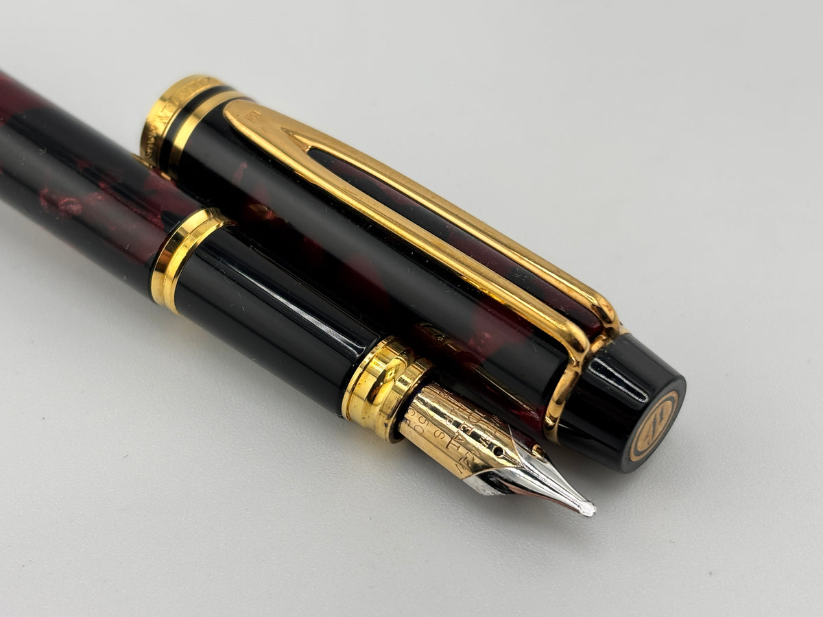 Waterman Man 200 Rhapsody Burgundy Marble Fountain Pen  - Broad/Stub 18kt Gold Nib