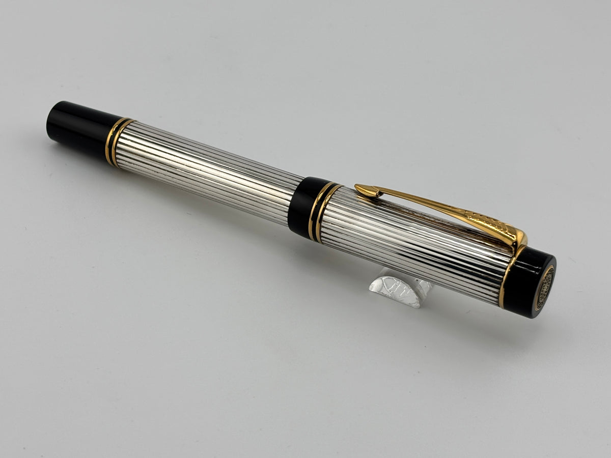 Parker Duofold Centennial (Largest Size)  Sterling Silver Fountain Pen - Medium Italic #94 18kt Gold Nib