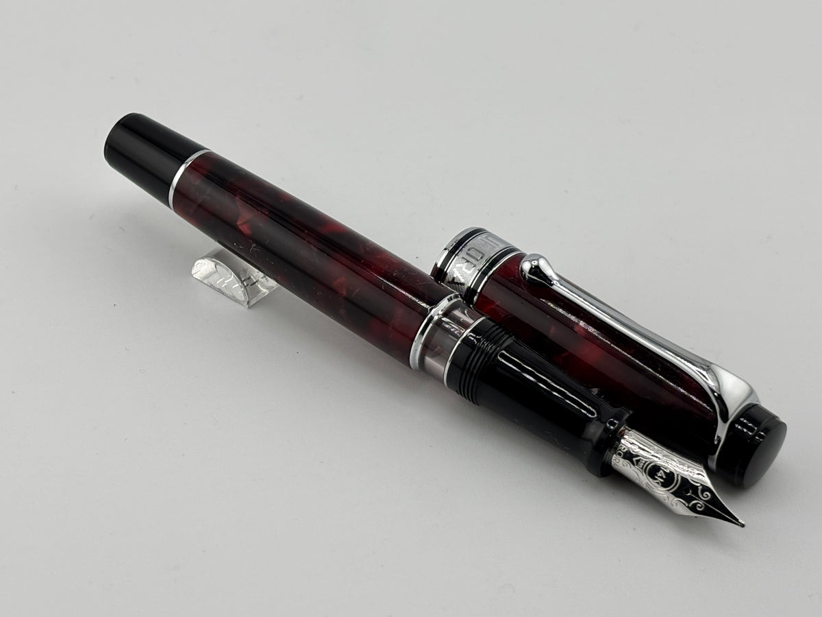 Aurora Optima  Marbled Burgundy Auroloide Fountain Pen -  Medium 14kt Gold Nib