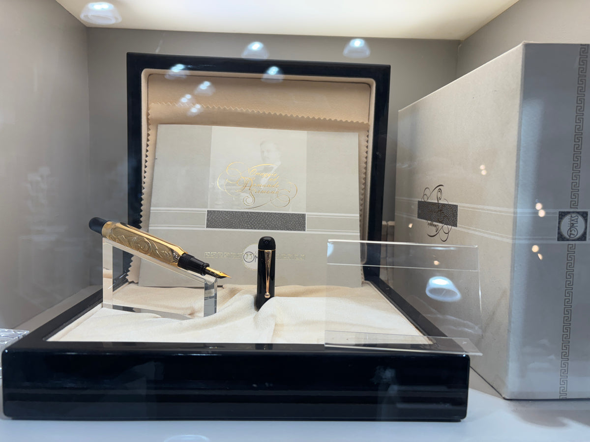 Omas " The Doctor Pen " Solid Gold 18K750 Fountain Pen - The grail for any Omas Collector !