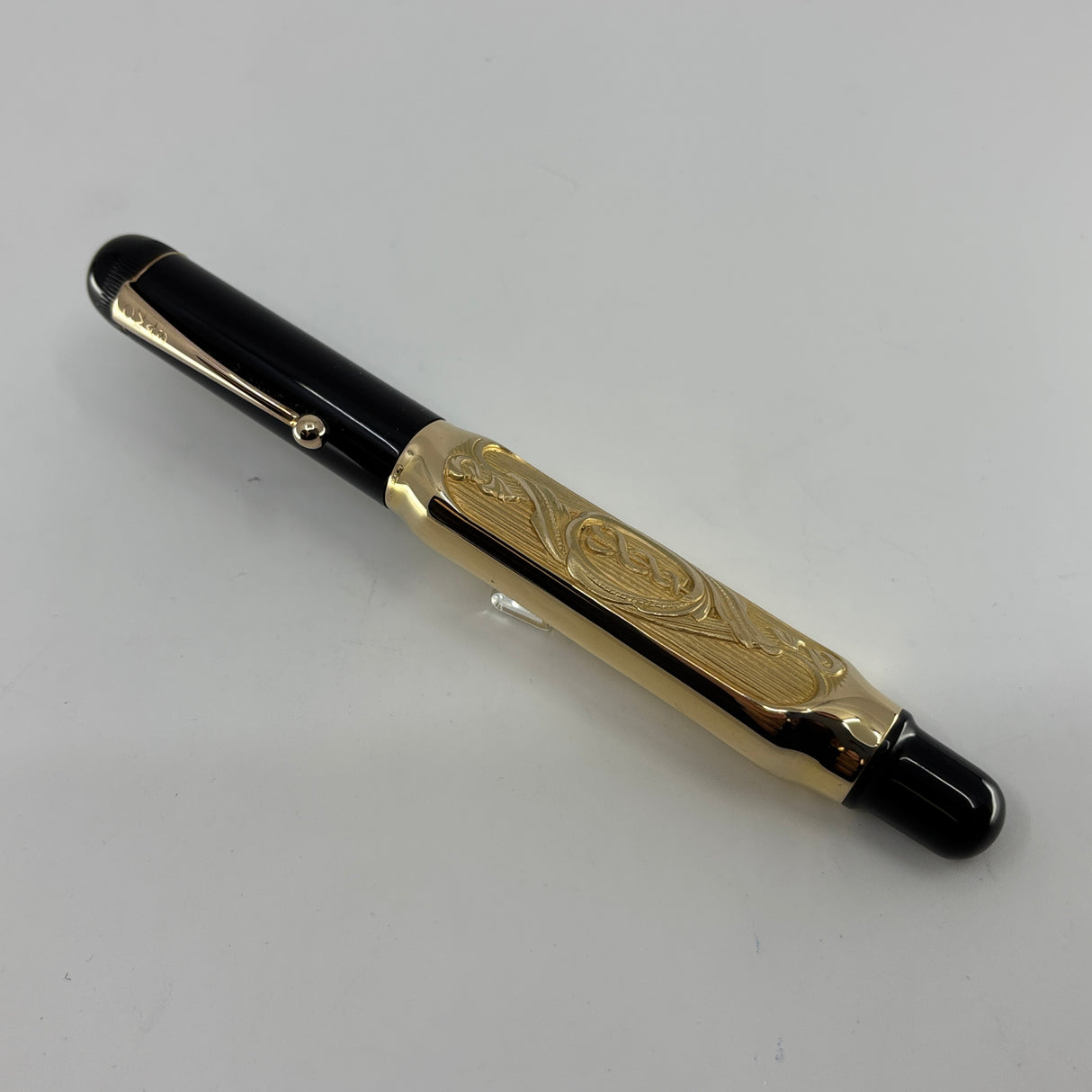 Omas " The Doctor Pen " Solid Gold 18K750 Fountain Pen - The grail for any Omas Collector !