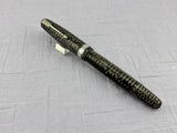 Parker Vacumatic regular size Grey Silver trim