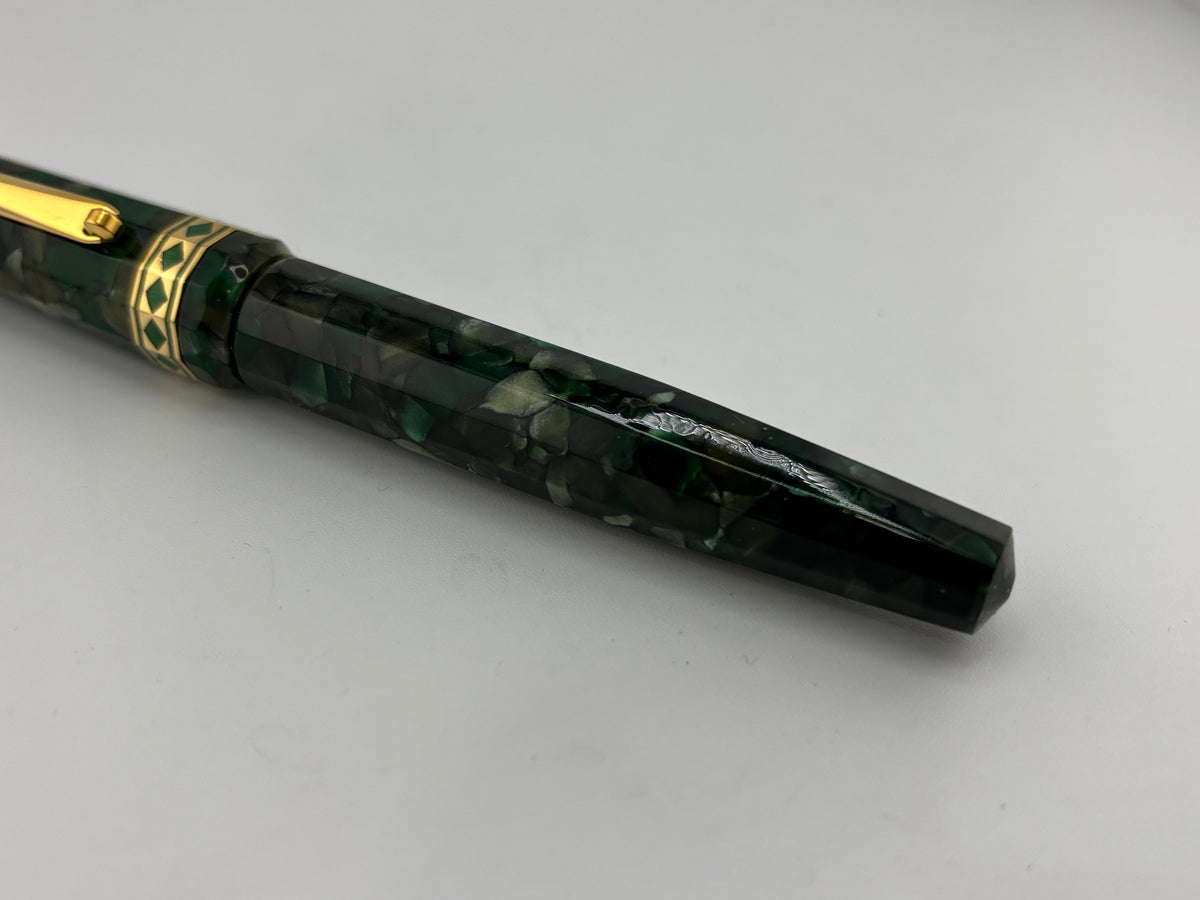 Wahl-Eversharp Oversize Doric Green Kashmir  Fountain Pen - Large #8 Semi-Flex Medium 14kt Gold Nib
