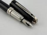 S.T. Dupont Orpheo Extra Large Black Laque de Chine  Fountain Pen  - Medium 18kt Gold Nib