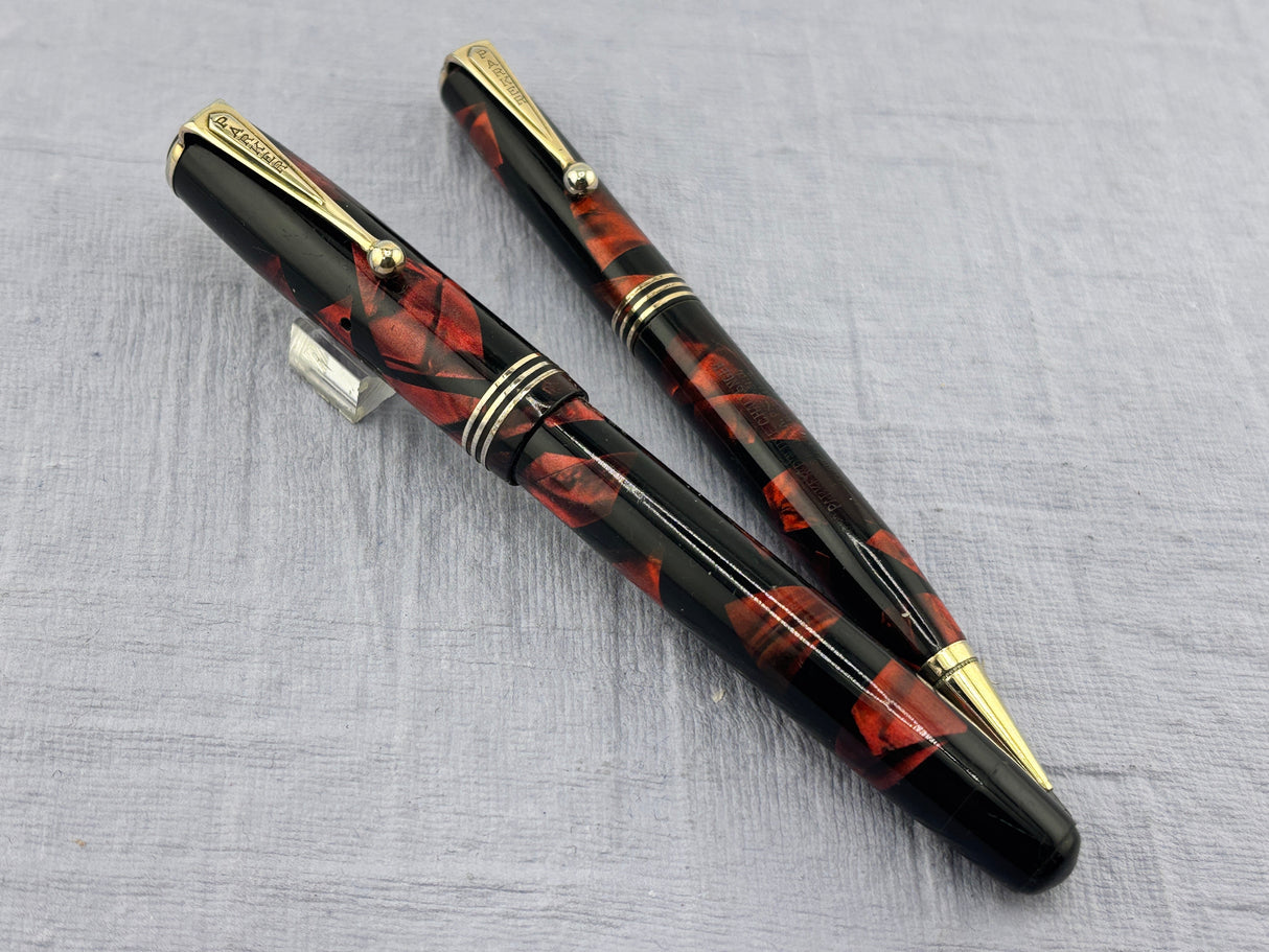 Parker Deluxe Challenger Set Burgundy   - Fountain Pen and pencil