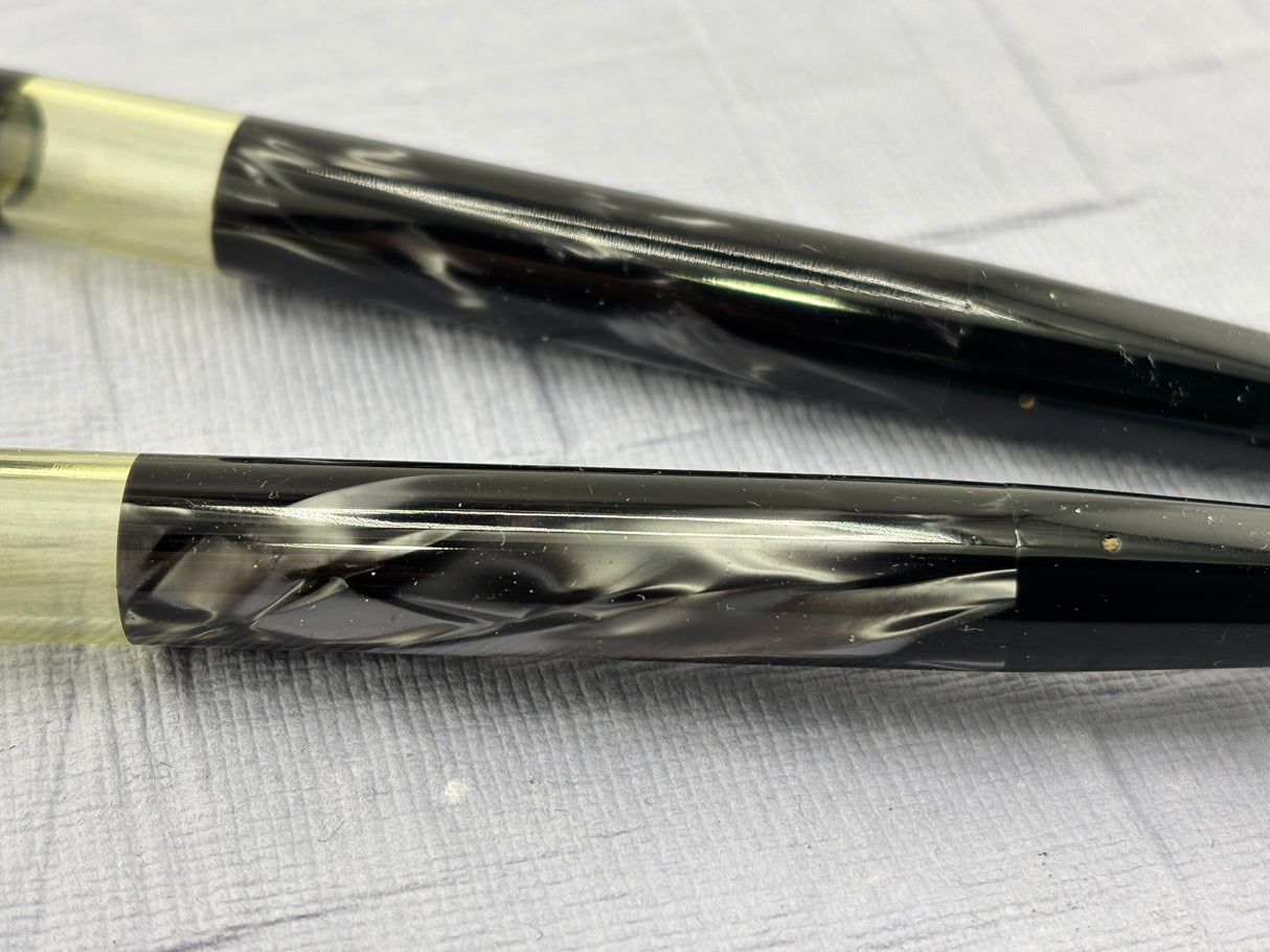 Omas wonderful desk set 2 pens Grigio perla celluloid circa 1975 New old stock RARE RARE