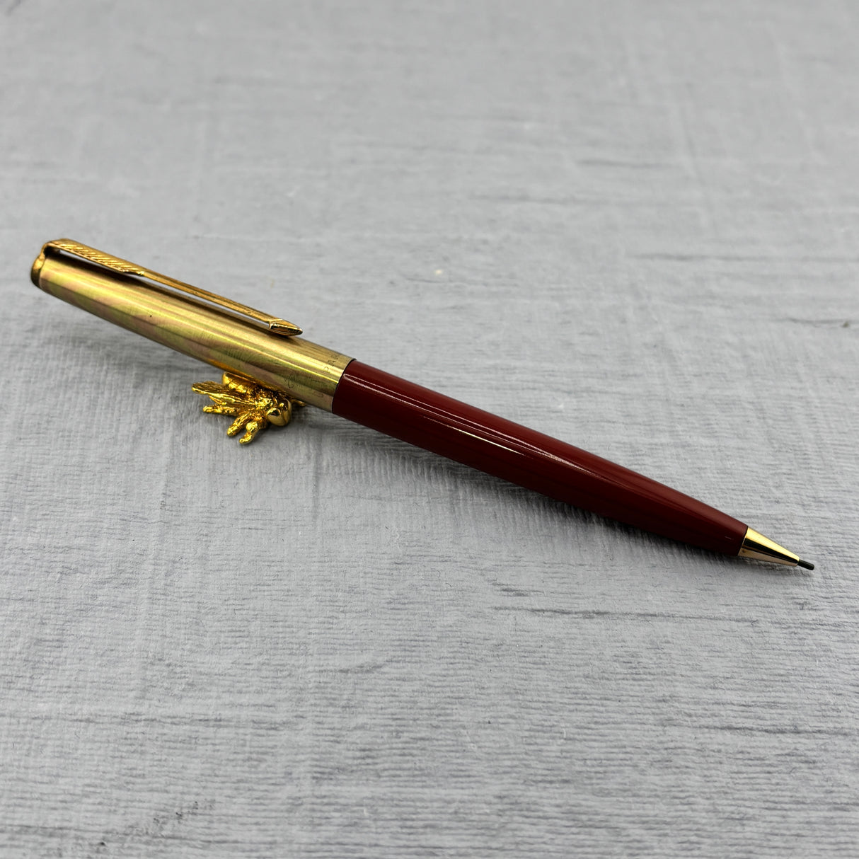 Parker 61 Set - Rage Red Rainbow Gold-Filled Cap USA - Fountain Pen and Pencil