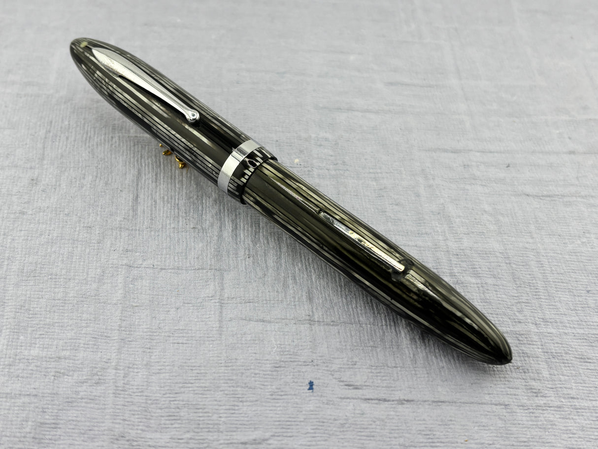 Sheaffer Balance Lifetime Senior Grey Striped   - Fountain Pen