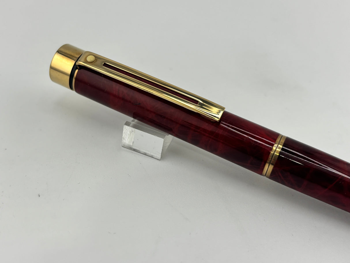Sheaffer Full Size Targa Red Ronce Lacque Fountain Pen - Extra Fine 14kt Gold Nib