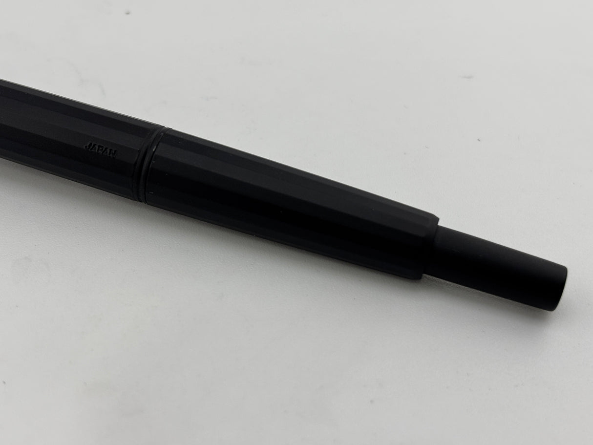 Pilot Namiki Black Matte Vanishing Point Fountain Pen - 1990s Style Multi-Facetted  Body  - Medium 14kt Gold  Nib