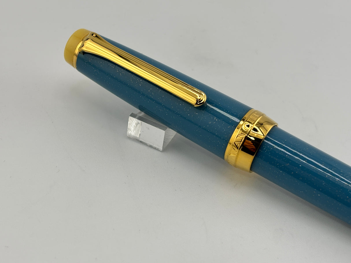 Sailor & Wancher Collaboration Otsukimi Pro Gear Glittering Sky Blue Fountain Pen - Special Engraved Extra Fine 21kt Gold Nib