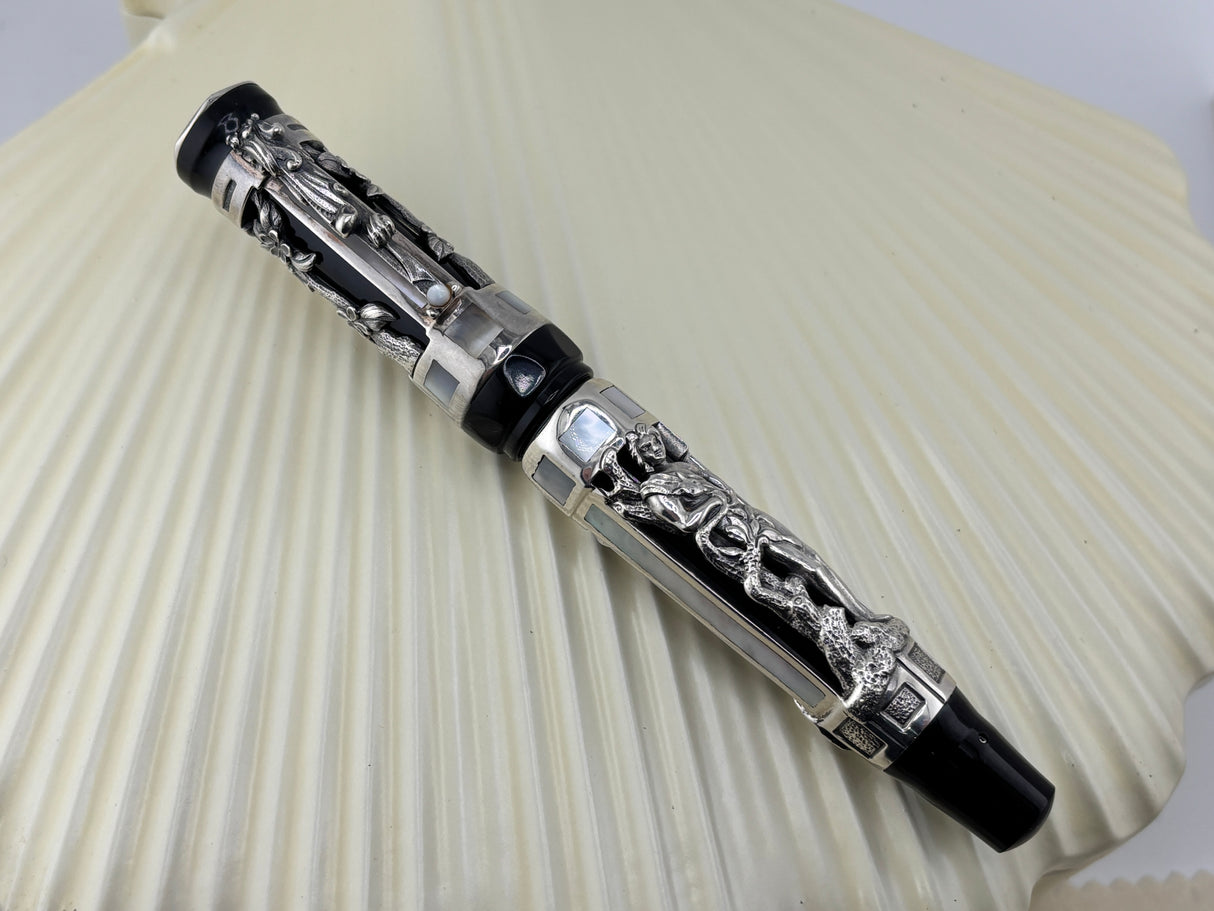 Montegrappa Aphrodite  Limited Edition Fountain Pen (1997) - A Masterpiece! - Medium 18kt Gold Nib