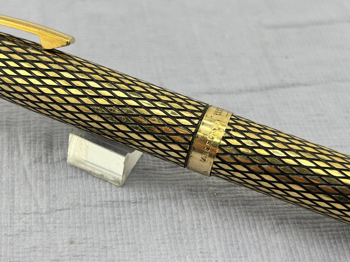 Sheaffer’s Imperial crossed lines 14K Gold Filled   - Fountain Pen