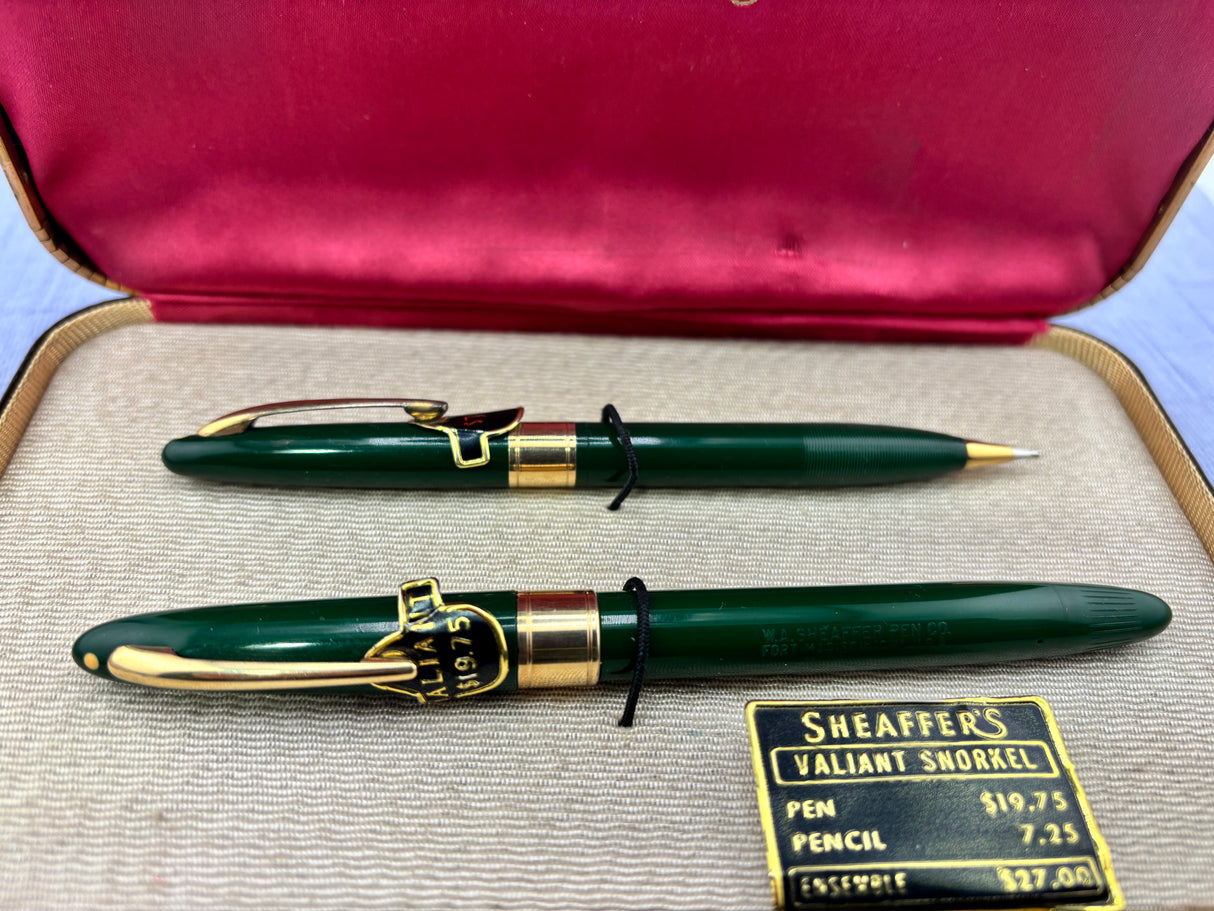 Sheaffer Touchdown Vaillant Green SET - New old stock and boxed